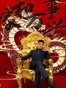 短剧家和万事兴海报