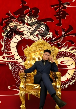 短剧家和万事兴海报