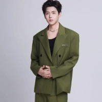 短剧演员徐泽京