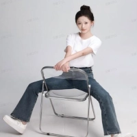 短剧演员罗玲娅