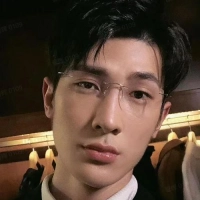 短剧演员李向哲