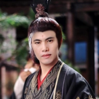 短剧演员何俊秀