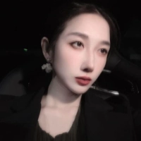 短剧演员周鸿影