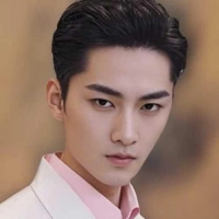 短剧演员李明明