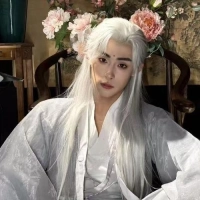 短剧演员李小风