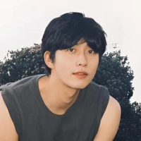 短剧演员王钰威