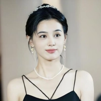 短剧演员张楚萱