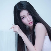 短剧演员张七七