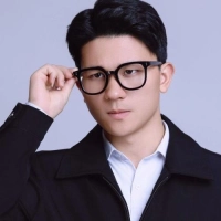 短剧演员王明星