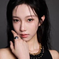 短剧演员冯馨迪