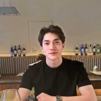 短剧演员胡嘉程