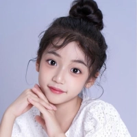 短剧演员罗意淳