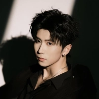 短剧演员王向志