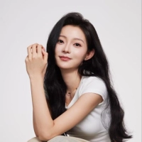 短剧演员郑玉佳