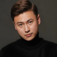 短剧演员冯奕鸣