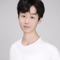 短剧演员白予臻