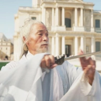 短剧演员张以芳