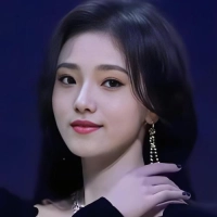 短剧演员郑乔予