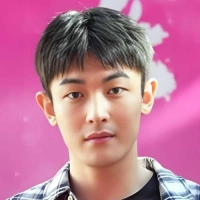 短剧演员胡耘阁