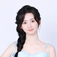 短剧演员赵冰冰