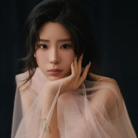 短剧演员李羽佳丽