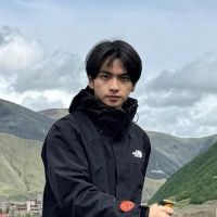 短剧演员管奕鸣