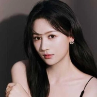 短剧演员王飞乔