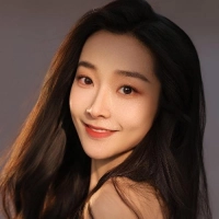 短剧演员何欣烛