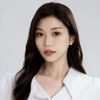 短剧演员龙斯盈