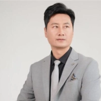 短剧演员余嘉政