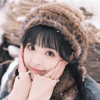 短剧演员石雪婧