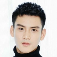 短剧演员李璟羿