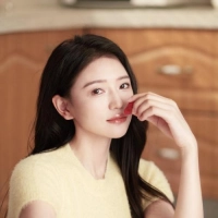 短剧演员谭丽芳