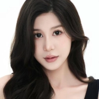 短剧演员李芊沛