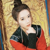 短剧演员梁旎锦