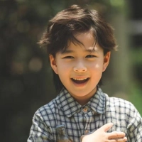 短剧演员陈嘉骏