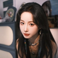 短剧演员小桃快逃