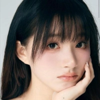 短剧演员李卿尔