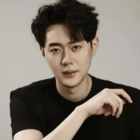 短剧演员李赏涛