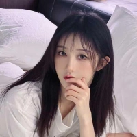 短剧演员李艾笑