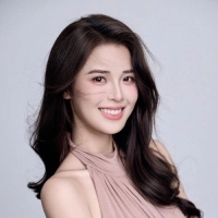 短剧演员黄瑜萱