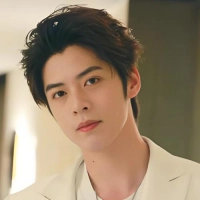 短剧演员秦子墨