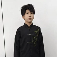 短剧演员巴布尔·祖力皮哈尔