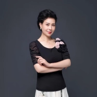 短剧演员方素珍