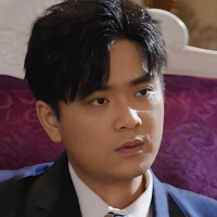 短剧演员张艺潇