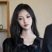 短剧演员潘林莉