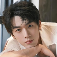 短剧演员卢东旭