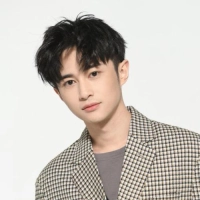 短剧演员李润野