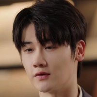 短剧演员王先一