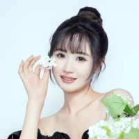 短剧演员王美婷